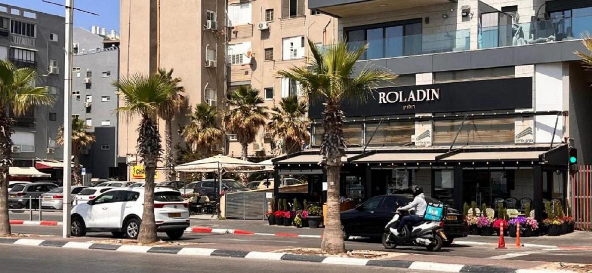 דירת 5 חדרים מול הים Apartment Bat Yam Exterior foto
